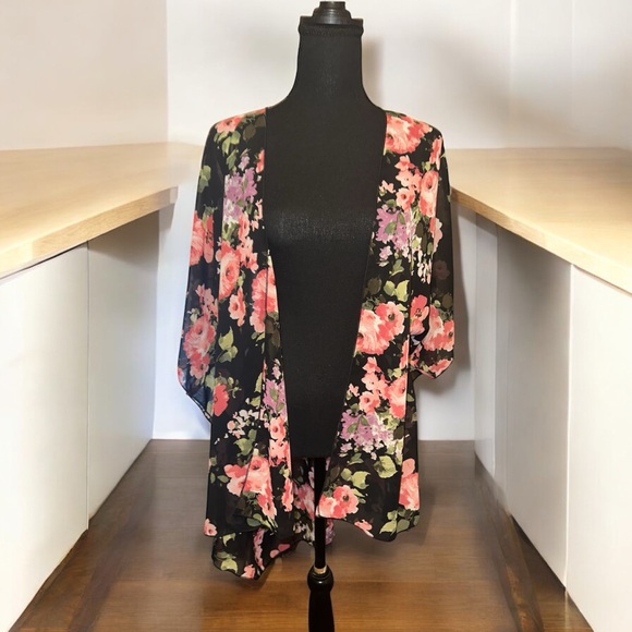 emory park Other - Emory Park Lightweight Sheer Floral Kimono NWT